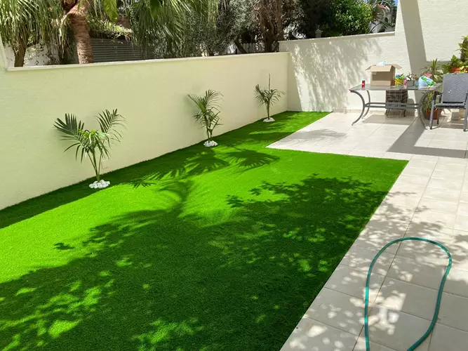 עיצוב גינה של בית פרטי